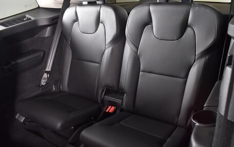 Volvo XC90 II рестайлинг, 2021 год, 4 400 000 рублей, 10 фотография