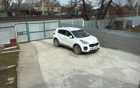 KIA Sportage IV рестайлинг, 2018 год, 1 800 000 рублей, 9 фотография