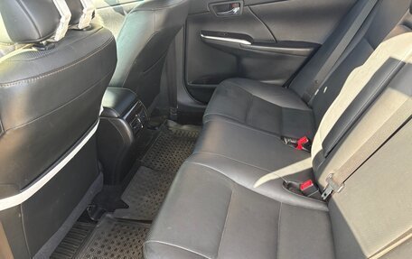 Toyota Camry, 2017 год, 2 200 000 рублей, 4 фотография