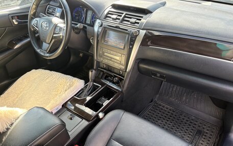 Toyota Camry, 2017 год, 2 200 000 рублей, 8 фотография