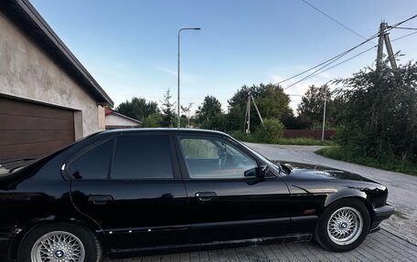 BMW 5 серия, 1988 год, 370 000 рублей, 8 фотография