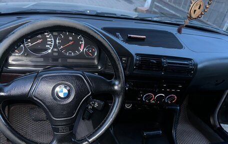 BMW 5 серия, 1988 год, 370 000 рублей, 9 фотография