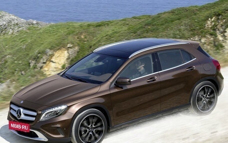 Mercedes-Benz GLA, 2014 год, 2 500 000 рублей, 5 фотография