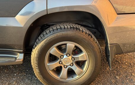 Toyota Land Cruiser Prado 120 рестайлинг, 2008 год, 2 200 000 рублей, 13 фотография