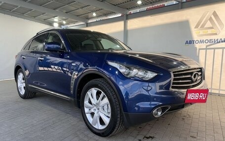 Infiniti QX70, 2014 год, 2 499 000 рублей, 7 фотография
