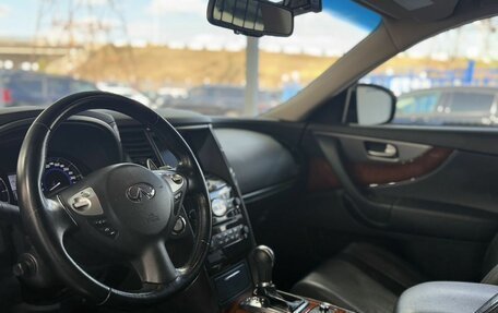 Infiniti QX70, 2014 год, 2 499 000 рублей, 13 фотография