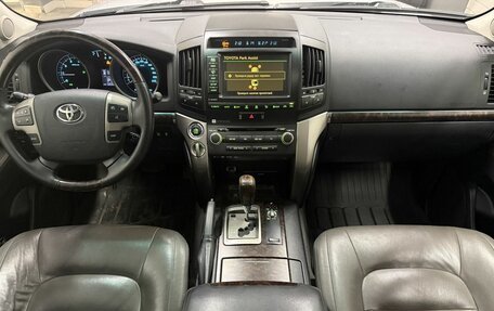 Toyota Land Cruiser 200, 2009 год, 2 399 000 рублей, 9 фотография