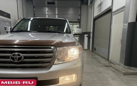 Toyota Land Cruiser 200, 2009 год, 2 399 000 рублей, 16 фотография