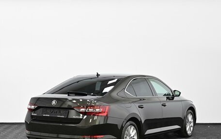 Skoda Superb III рестайлинг, 2016 год, 1 725 000 рублей, 4 фотография