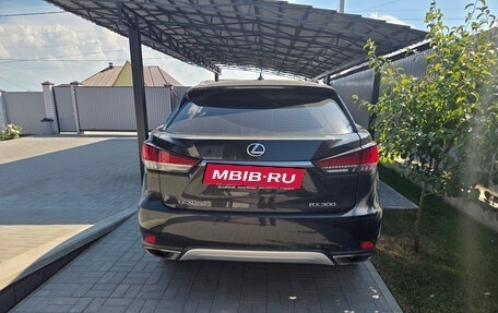 Lexus RX IV рестайлинг, 2021 год, 4 850 000 рублей, 5 фотография