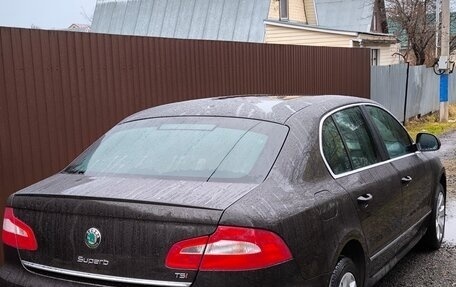 Skoda Superb III рестайлинг, 2013 год, 1 095 000 рублей, 4 фотография
