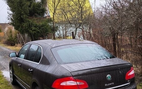 Skoda Superb III рестайлинг, 2013 год, 1 095 000 рублей, 3 фотография