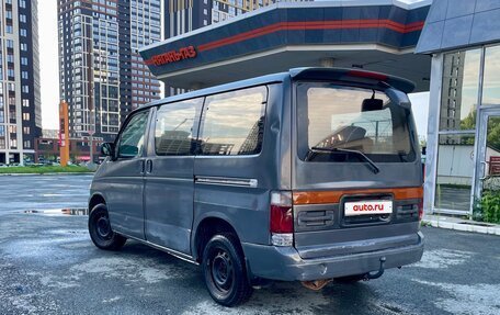Mazda Bongo Friendee i рестайлинг, 1996 год, 315 000 рублей, 3 фотография