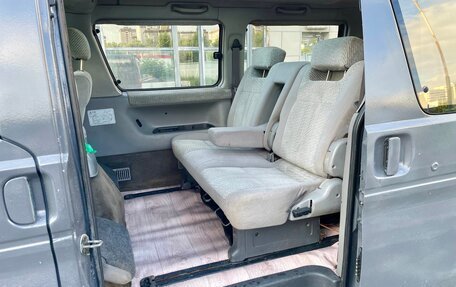 Mazda Bongo Friendee i рестайлинг, 1996 год, 315 000 рублей, 11 фотография