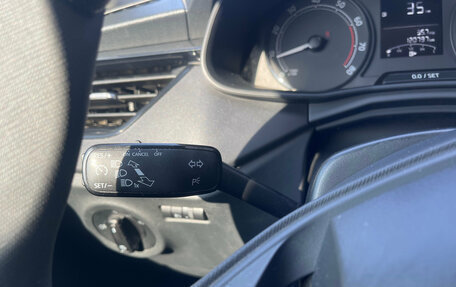 Skoda Rapid II, 2021 год, 1 550 000 рублей, 12 фотография