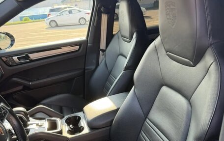 Porsche Cayenne III, 2022 год, 11 800 000 рублей, 14 фотография