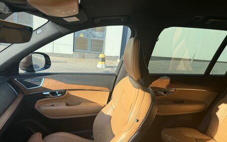 Volvo XC90 II рестайлинг, 2017 год, 2 600 000 рублей, 12 фотография