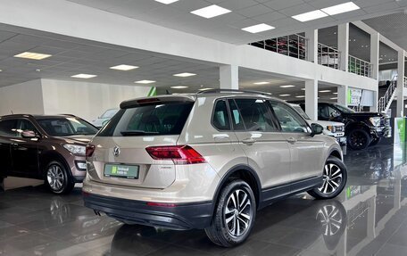 Volkswagen Tiguan II, 2019 год, 2 195 000 рублей, 2 фотография