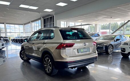 Volkswagen Tiguan II, 2019 год, 2 195 000 рублей, 6 фотография