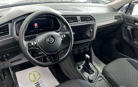 Volkswagen Tiguan II, 2019 год, 2 195 000 рублей, 8 фотография