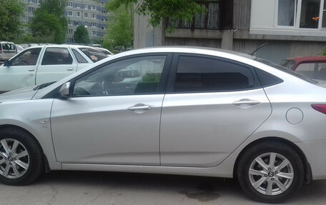Hyundai Solaris II рестайлинг, 2014 год, 600 000 рублей, 6 фотография