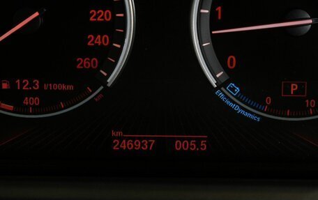 BMW 5 серия, 2013 год, 2 300 000 рублей, 30 фотография
