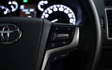 Toyota Land Cruiser Prado 150 рестайлинг 2, 2021 год, 5 849 077 рублей, 17 фотография