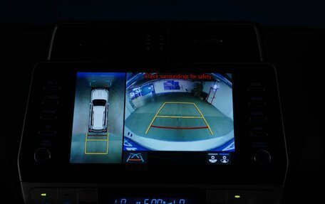 Toyota Land Cruiser Prado 150 рестайлинг 2, 2021 год, 5 849 077 рублей, 18 фотография
