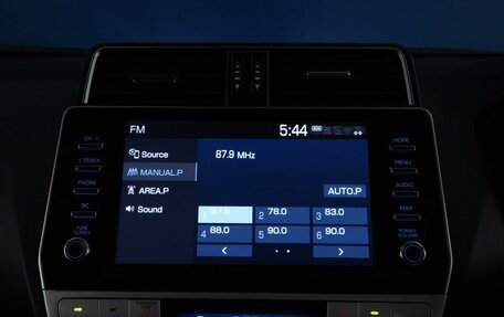 Toyota Land Cruiser Prado 150 рестайлинг 2, 2021 год, 5 849 077 рублей, 25 фотография