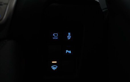 Toyota Land Cruiser Prado 150 рестайлинг 2, 2021 год, 5 849 077 рублей, 24 фотография