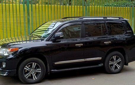 Toyota Land Cruiser 200, 2013 год, 4 650 000 рублей, 2 фотография