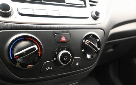 Hyundai Solaris II рестайлинг, 2019 год, 1 549 000 рублей, 17 фотография