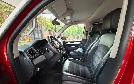 Volkswagen Multivan T6 рестайлинг, 2015 год, 3 750 000 рублей, 10 фотография