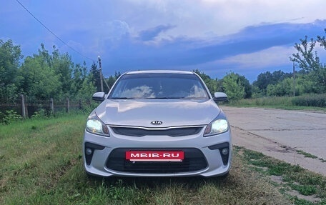 KIA Rio IV, 2018 год, 1 250 000 рублей, 6 фотография