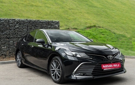 Toyota Camry, 2023 год, 3 380 000 рублей, 3 фотография