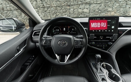 Toyota Camry, 2023 год, 3 380 000 рублей, 11 фотография