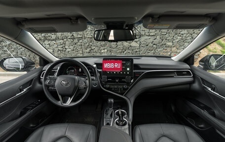 Toyota Camry, 2023 год, 3 380 000 рублей, 12 фотография