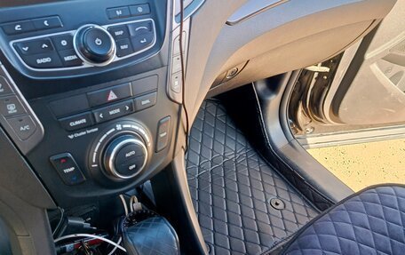 Hyundai Santa Fe III рестайлинг, 2012 год, 1 750 000 рублей, 10 фотография