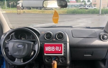 Ford Fiesta, 2005 год, 200 000 рублей, 7 фотография