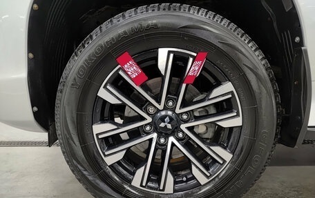 Mitsubishi Pajero Sport III рестайлинг, 2021 год, 3 690 000 рублей, 22 фотография