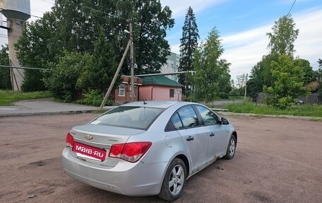 Chevrolet Cruze II, 2011 год, 280 000 рублей, 7 фотография