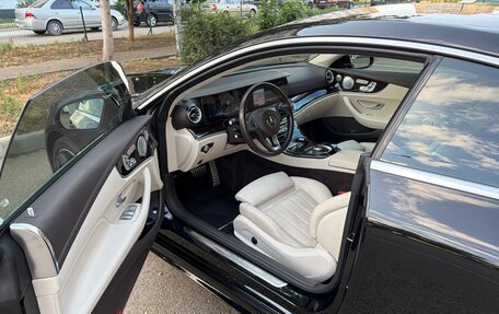 Mercedes-Benz E-Класс, 2017 год, 3 900 000 рублей, 10 фотография