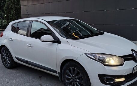 Renault Megane III, 2014 год, 900 000 рублей, 2 фотография