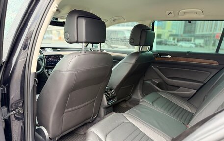 Volkswagen Passat B8 рестайлинг, 2018 год, 2 499 990 рублей, 30 фотография