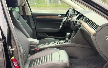 Volkswagen Passat B8 рестайлинг, 2018 год, 2 499 990 рублей, 26 фотография