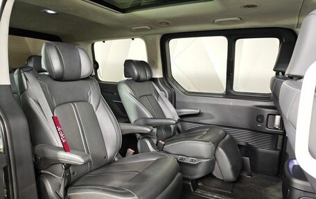 Hyundai Staria, 2021 год, 5 350 000 рублей, 15 фотография
