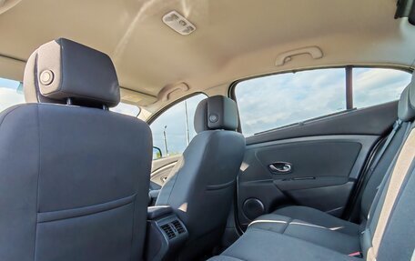 Renault Fluence I, 2011 год, 650 000 рублей, 18 фотография