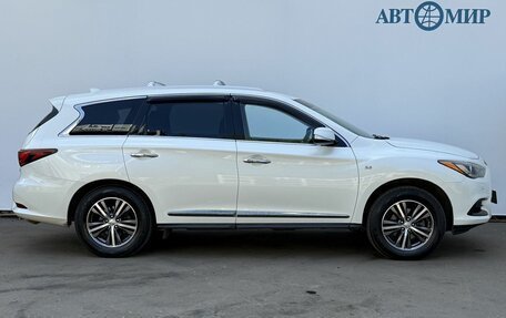 Infiniti QX60 I рестайлинг, 2017 год, 2 195 000 рублей, 4 фотография