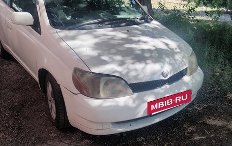 Toyota Platz, 2000 год, 246 000 рублей, 2 фотография