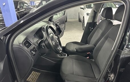 Volkswagen Polo VI (EU Market), 2011 год, 695 000 рублей, 16 фотография
